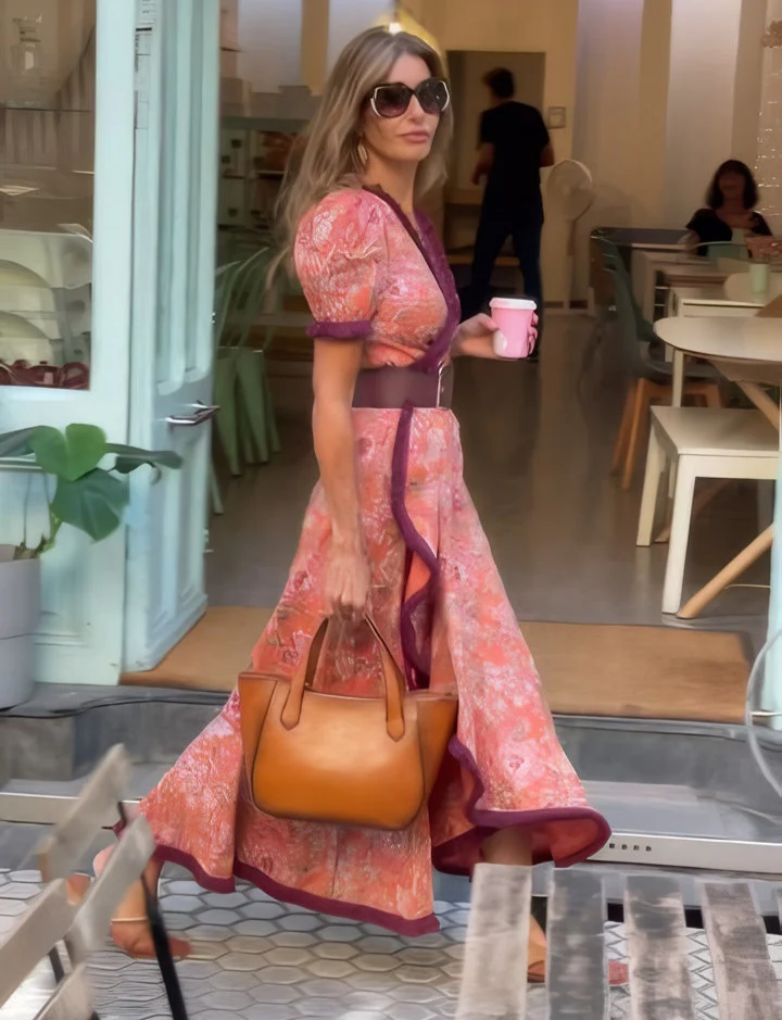 Van Elst Mode® | Elegante Roze Maxi Dress met Korte Mouwen