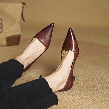 Van Elst Mode®| Verfijnde Puntige Leren Pumps