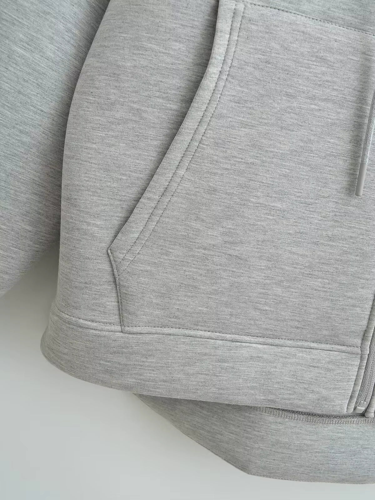 Van Elst Mode® | Vrouwenjas met Lange Mouwen